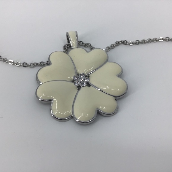 Lia Sophia Whimsy Flower Pendant Necklace 33N93 - Picture 11 of 16